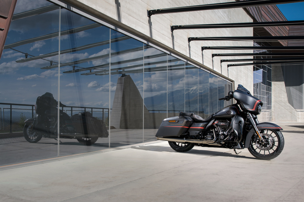 Harley Davidson Touring CVO 2018