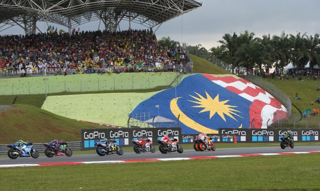 Victoria de Dovizioso en el GP de Malasia. MotoGP se resolverá en Valencia