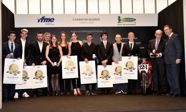 La RFME rinde homenaje a los campeones del mundo de motociclismo