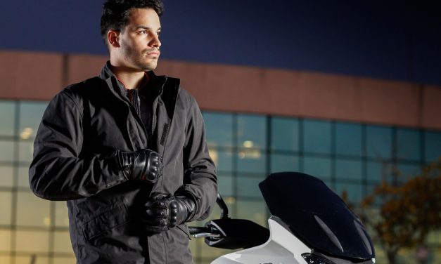 SD-JC45, la versátil chaqueta de moto de Seventy Degrees