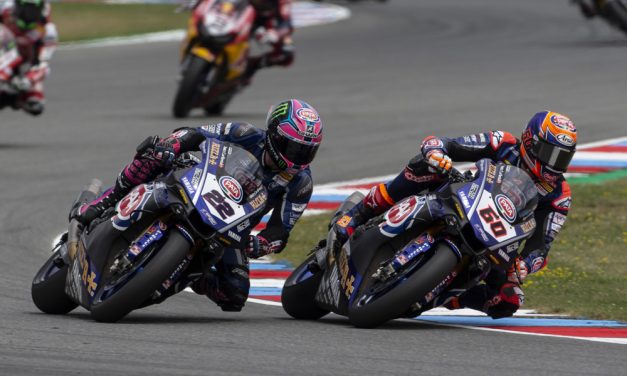 SBK República Checa: Alex Lowes logra su primera victoria