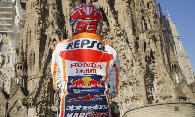 Marc Márquez y Dani Pedrosa pasean por Barcelona antes del GP de Cataluña