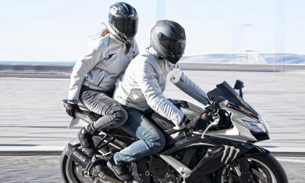 Chaquetas ventiladas para moto Lucas y Tarah de VQuattro