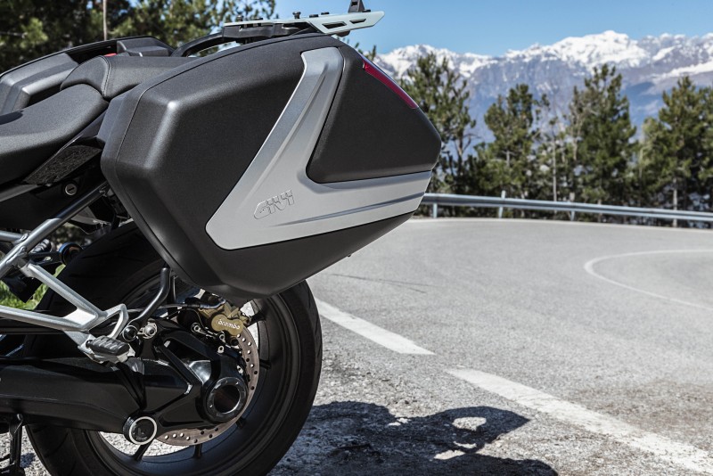 Maletas laterales para moto V37 de Givi