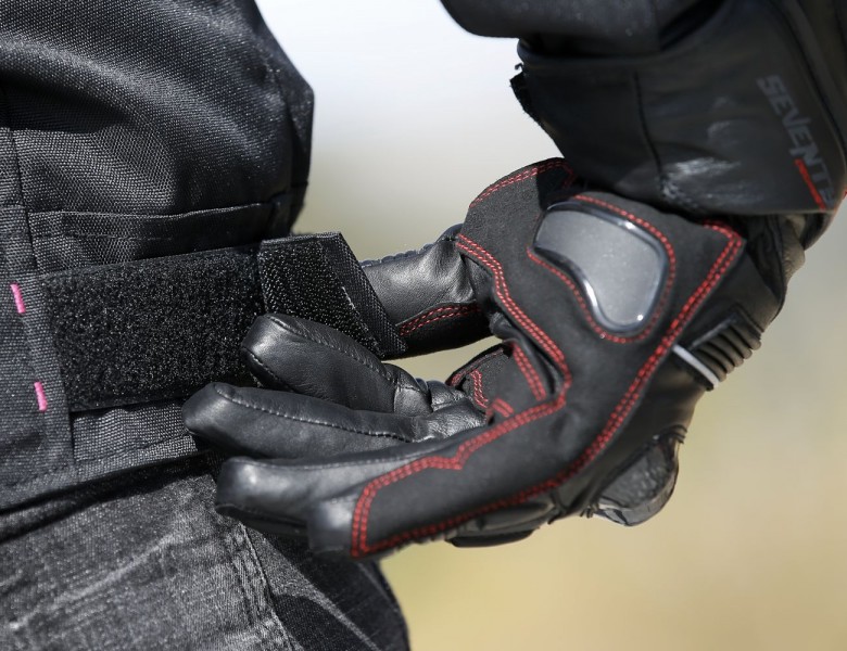 Seventy Degrees detalle ajuste