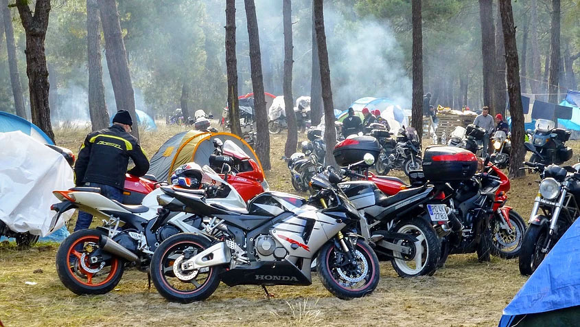 Concentración de motos La Leyenda Continúa