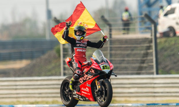 SBK Tailandia: Alvaro Bautista vuelve a doblegar a Rea
