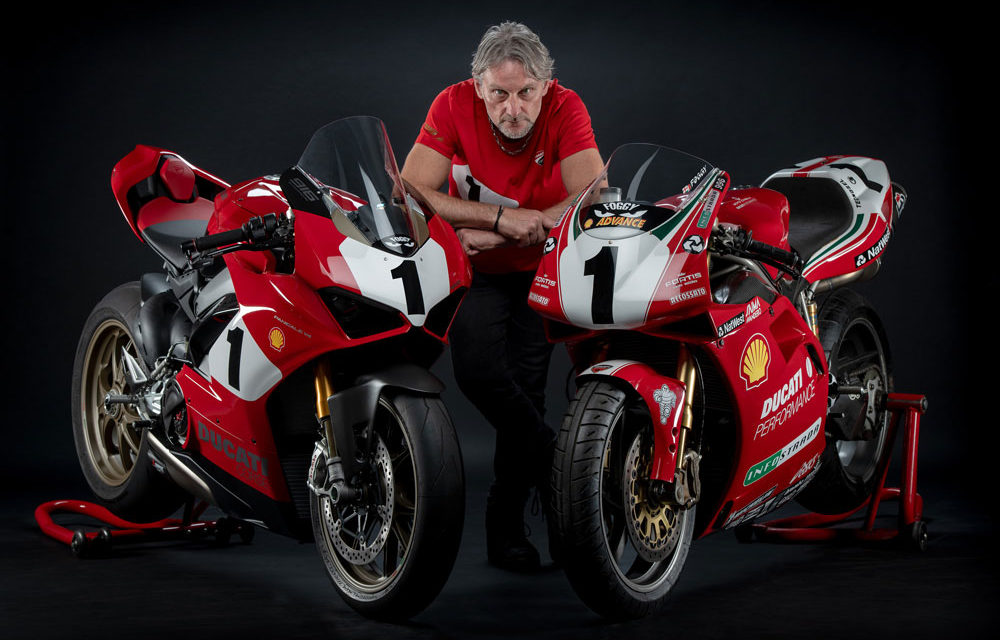 Ducati Panigale V4 25 Aniversario: homenaje a la 916