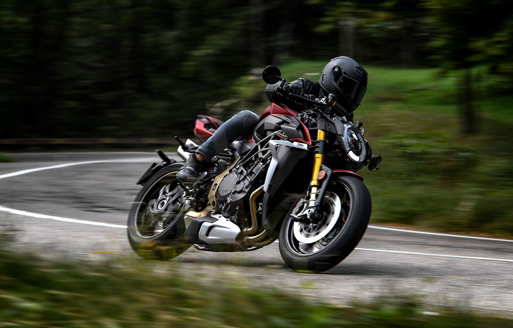 MV Agusta Brutale 1000 RR y Serie Oro