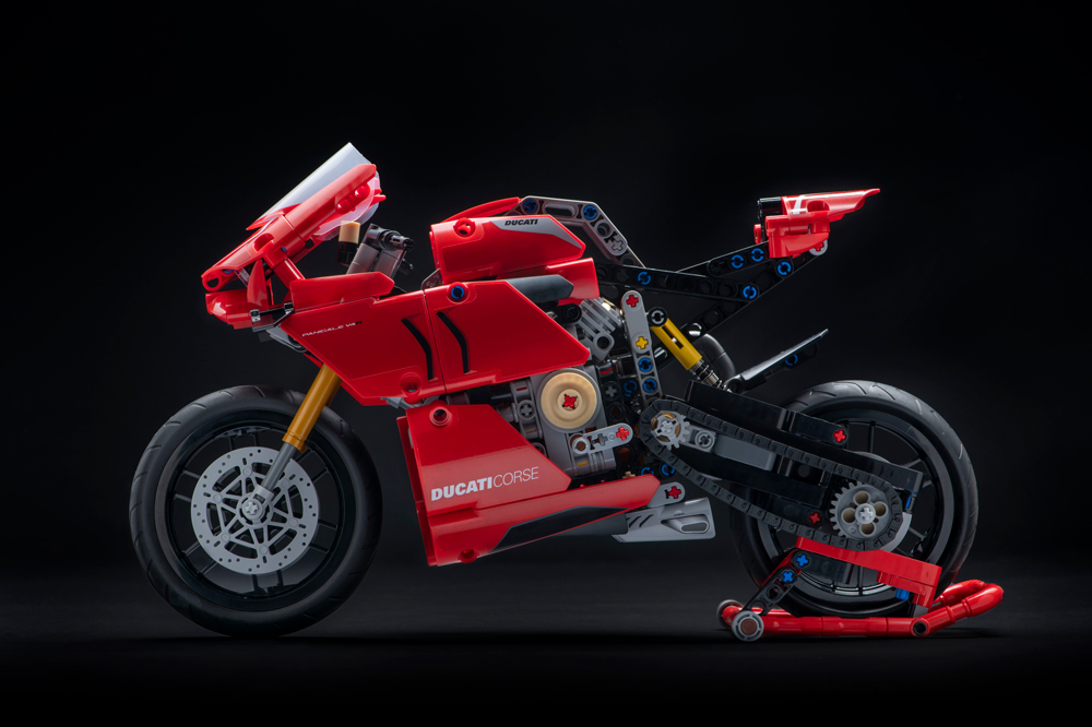 Ducati Panigale V4 R LEGO Technic