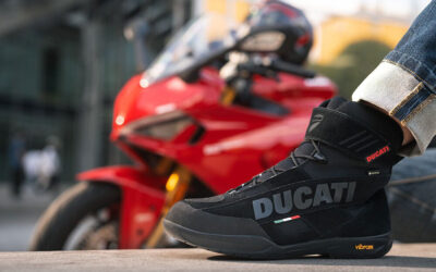 Ducati Company C4: botas bajas para turismo y uso diario en moto